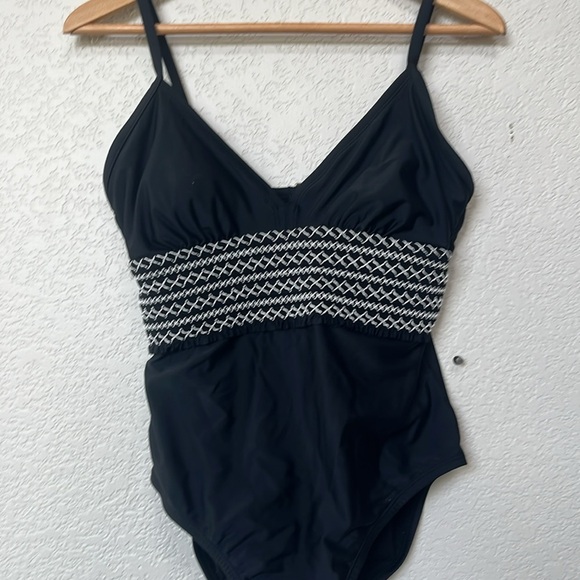 Kona Sol One Piece Swim Suit Black Size Large - Picture 5 of 15